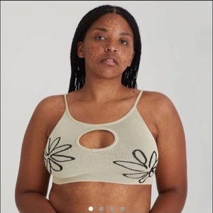 Paloma Wool Hibiscus Crop Top, White with Black Flower Print